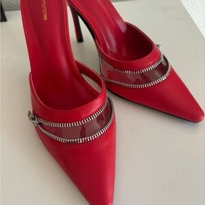 Pretty Little Thing red pumps size 9